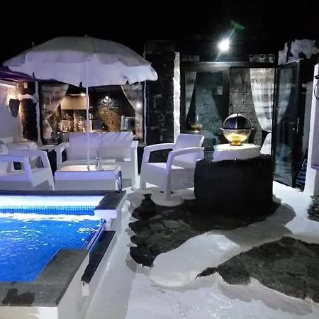 Aloelux Villa ! - Private Villa With Jacuzzi, Cinema ,Massage ,Wonderful View, Art Desing Villa Conil Buitenkant foto